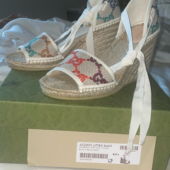 Sold to FashionPhile!!! Authentic Gucci Espadrilles!!!! BNIB. Never worn. - Picture 3 of 4